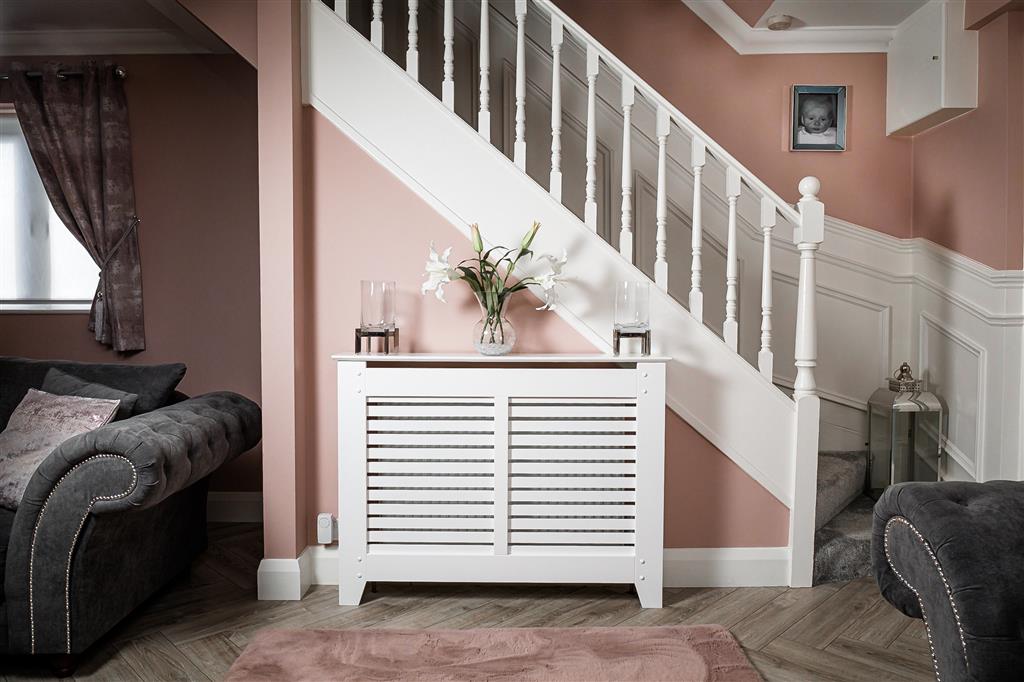 Rhode Island White Radiator Cover Large